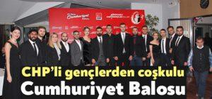 Kocaeli Haber- CHP’li gençlerden coşkulu Cumhuriyet Balosu