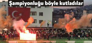Gebze’de amatör takımın şampiyonluk kutlaması Süper Lig’i aratmadı